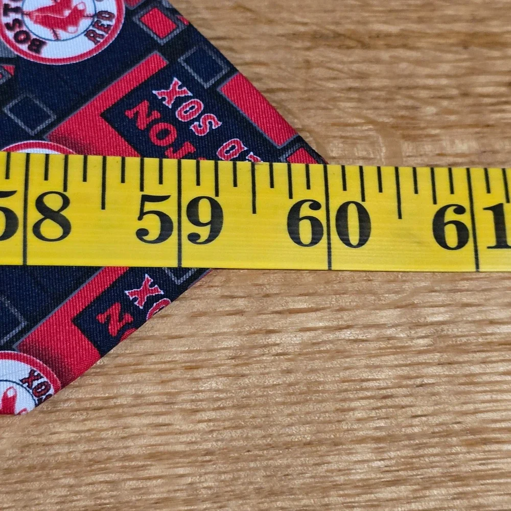 MLB Boston Red Sox Mens Silk‎ Necktie Navy Blue Red Geometric Logo Print BoSox